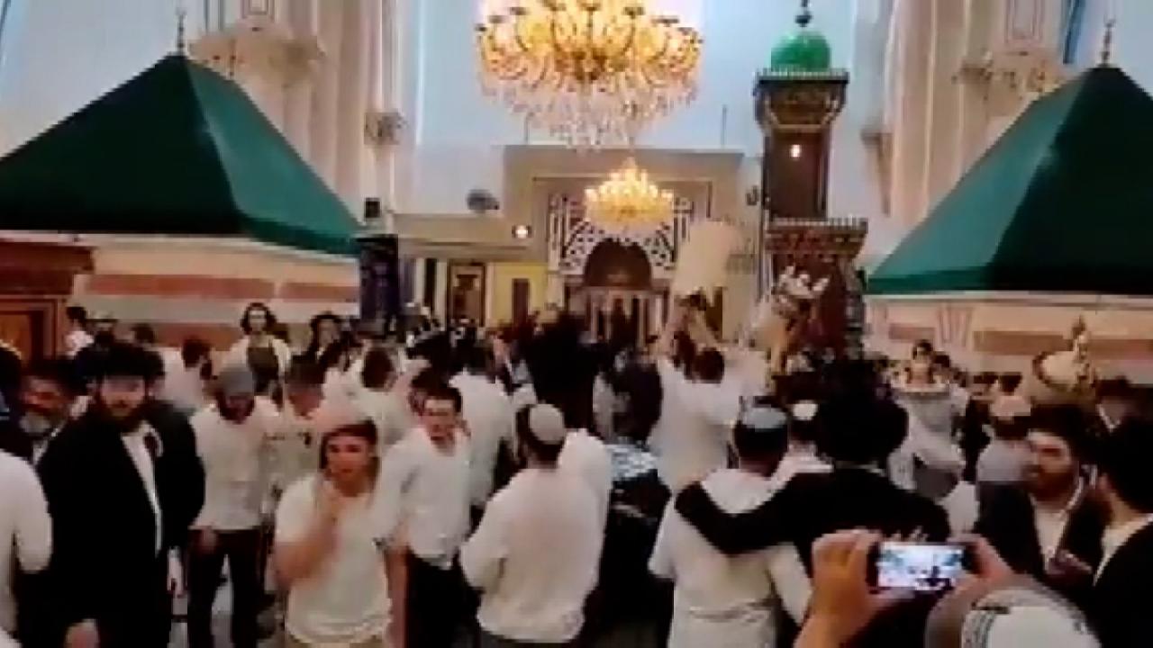 İşgalci Yahudiler El Halil'deki Harem-i İbrahim Camii'ni bastı
