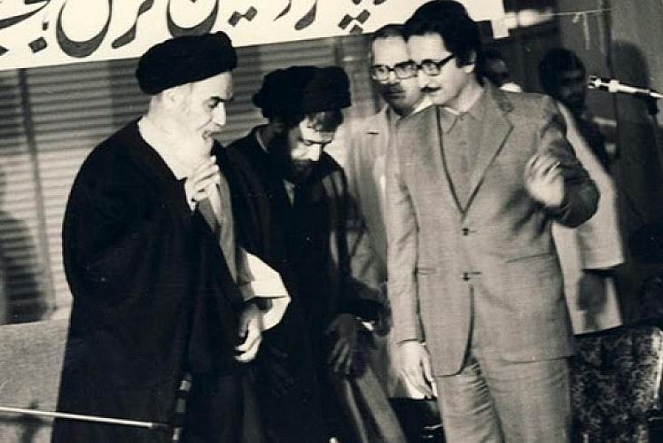 İran'ın ilk Cumhurbaşkanı Beni Sadr Paris'te öldü
