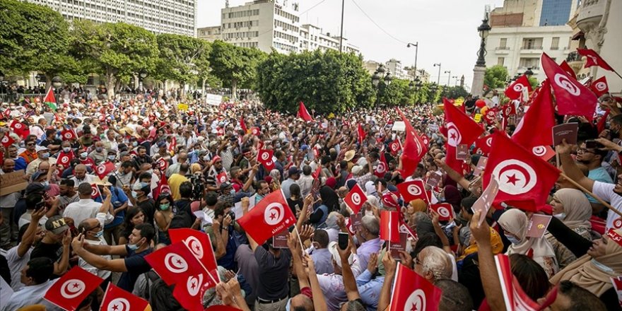 Tunus Genel İşçi Sendikasından 'ülkede toplumsal patlama yaşanabileceği' uyarısı
