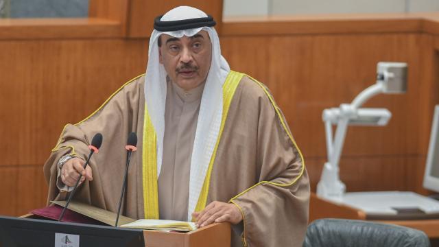 Kuveyt'te istifa eden Sabah el-Halid yeniden Başbakan olarak atandı