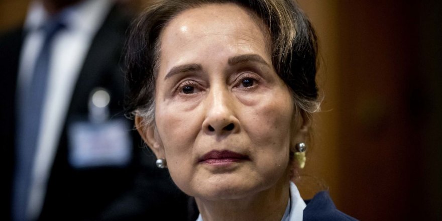 Myanmar'ın devrik lideri Suu Kyi'ye verilen hapis cezası 2 yıla indirildi