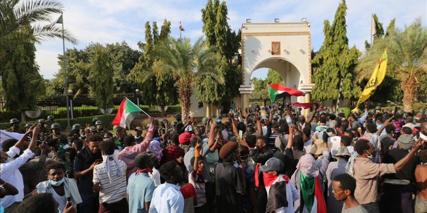 Sudan'da "askeri darbe" karşıtı protestolarda ölü sayısı 46'ya yükseldi
