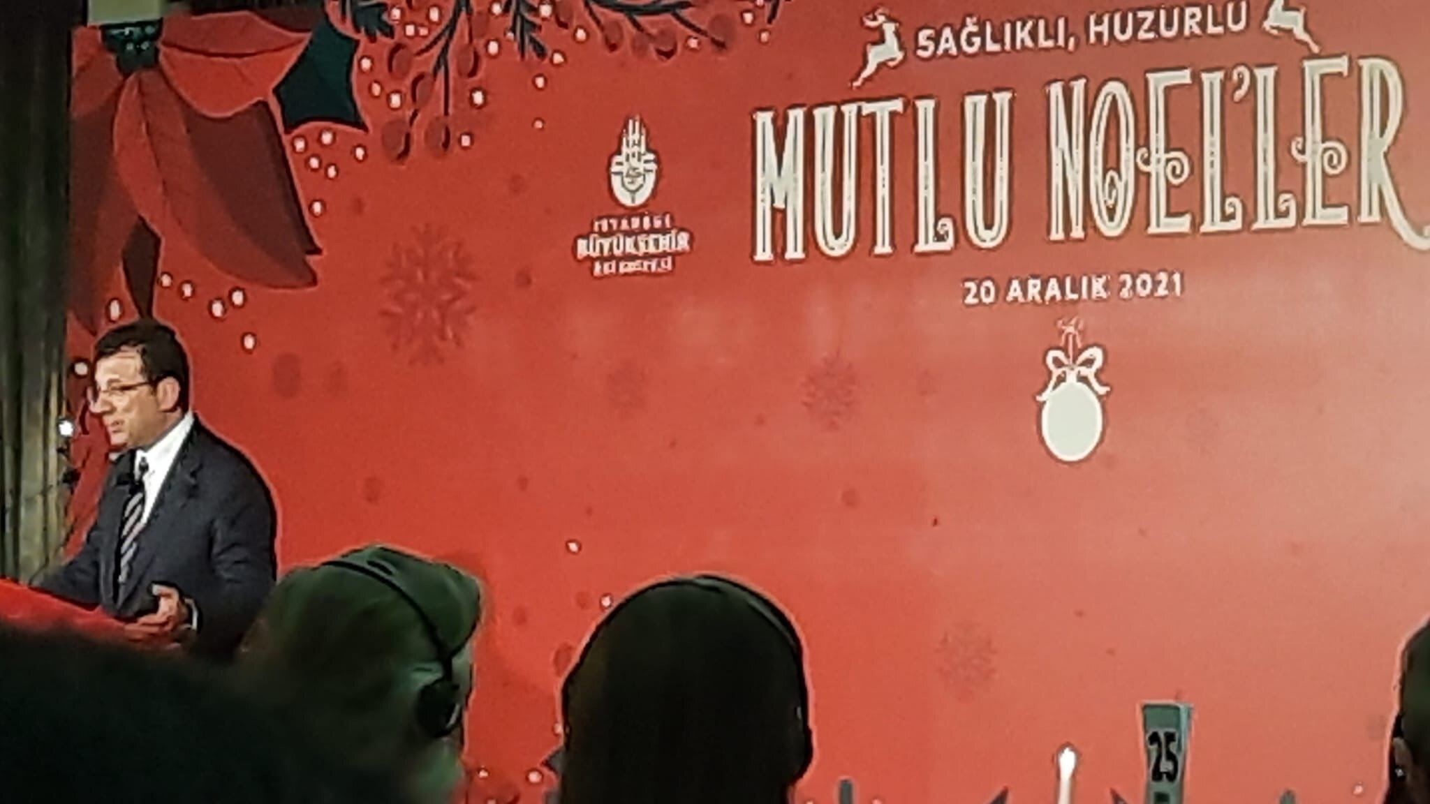 Bütçe yetersiz diyen Ekrem İmamoğlu’ndan zengin Noel yemeği menüsü