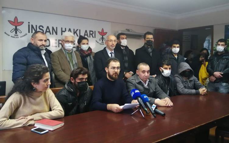 İHD İzmir'de 3 Suriyelinin yakılması olayının ayrıntılarını paylaştı