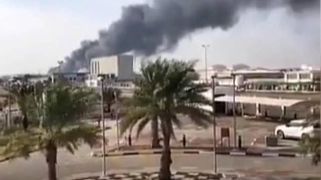 Birleşik Arap Emirlikleri'nde art arda patlamalar