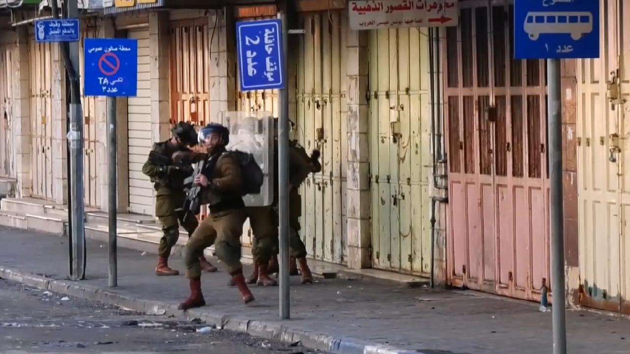 Siyonist İsrail güçleri Batı Şeria'da 117 Filistinliyi yaraladı