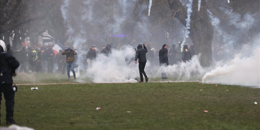 Brüksel'deki olaylı gösteride 230 kişi gözaltına alındı