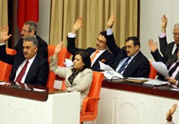 İki Subayın Meclis'e Şafak Baskını