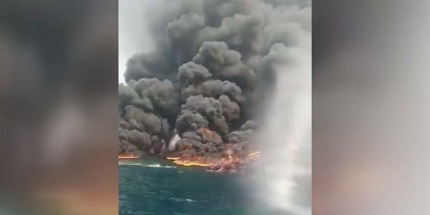Nijerya açıklarında petrol tankerinde patlama: 10 ölü