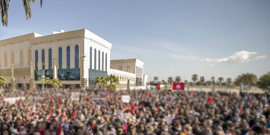 Tunus'ta Kays Said'in yeni yargı konseyinde "hakimlere grev yasağı"