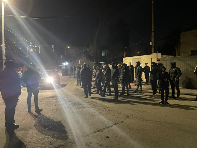 İşgalci Yahudilerden Şeyh Cerrah’daki Filistinlilere saldırı