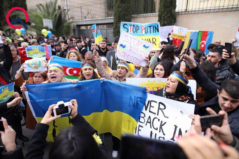 Bakü’de Ukrayna’ya destek gösterisi düzenlendi