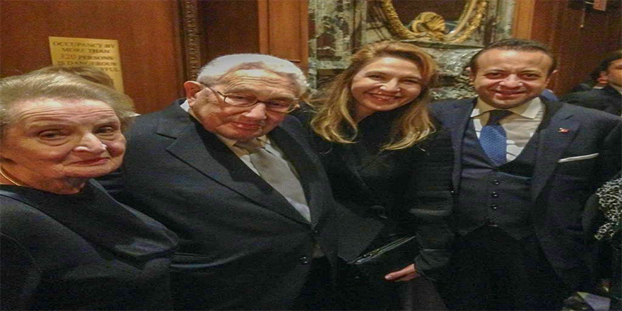 500 bin kişiyi katledeni anmak için mi Prag'a gönderildi?