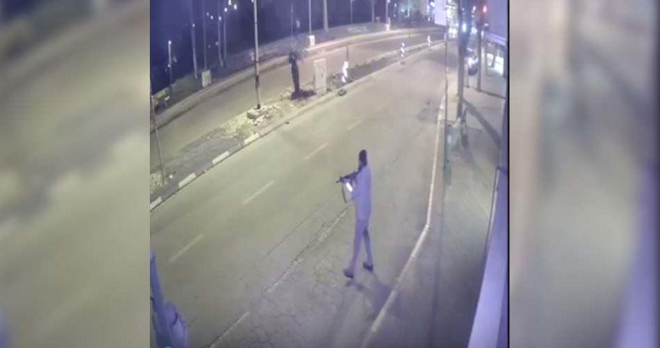 El-Hadira'da feda eyleminde iki işgalci öldürüldü, 6'sı yaralandı
