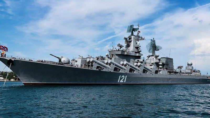 Ukrayna Karadeniz'deki Rus filosuna ait savaş gemisini vurdu
