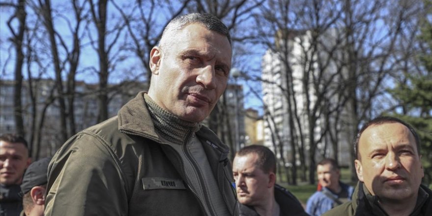 Kiev Belediye Başkanı Kliçko, kentin bombalandığını duyurdu
