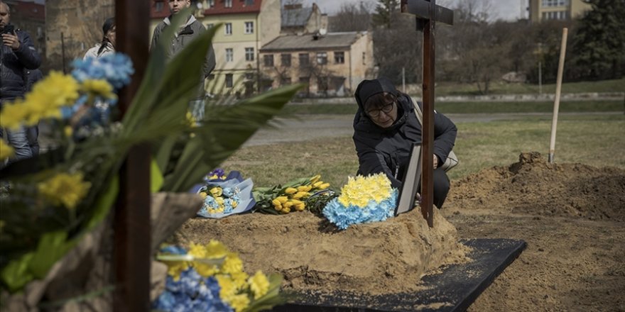 Zelenskiy: Savaşta 2 bin 500 ila 3 bin Ukraynalı asker öldü