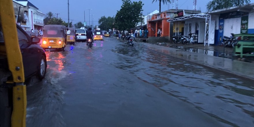 Güney Afrika'daki sel felaketinde hayatını kaybedenlerin sayısı 443'e ulaştı