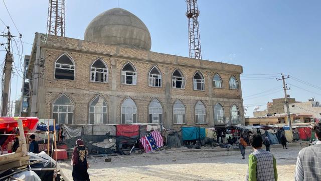 Afganistan'da camide düzenlenen saldırıyı IŞİD üstlendi