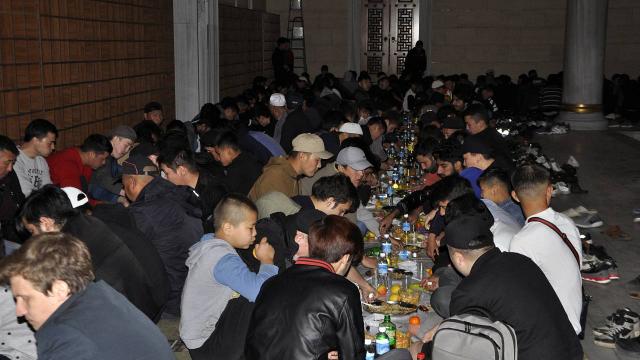 TİKA'dan Kırgızistan'da 2 bin kişilik iftar