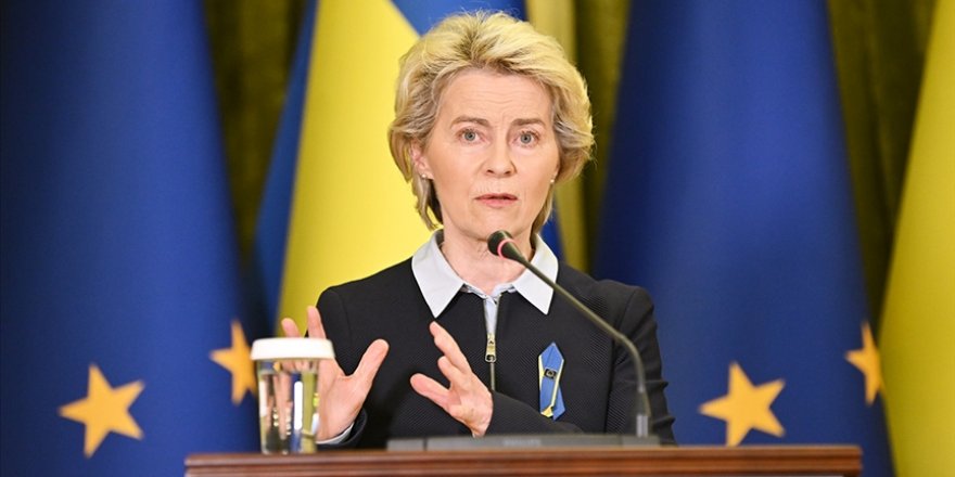AB, Polonya ve Bulgaristan'a gaz akışını kesen Rusya'yı 'şantaj' yapmakla suçladı