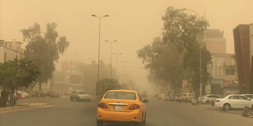 Irak’ta kum fırtınası nedeniyle 4 bin kişi hastanelere kaldırıldı