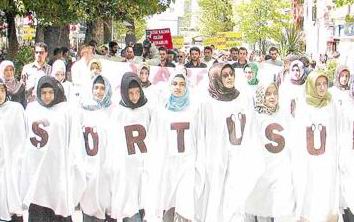 Kocaeli'de Başörtüsü Yürüyüşü...