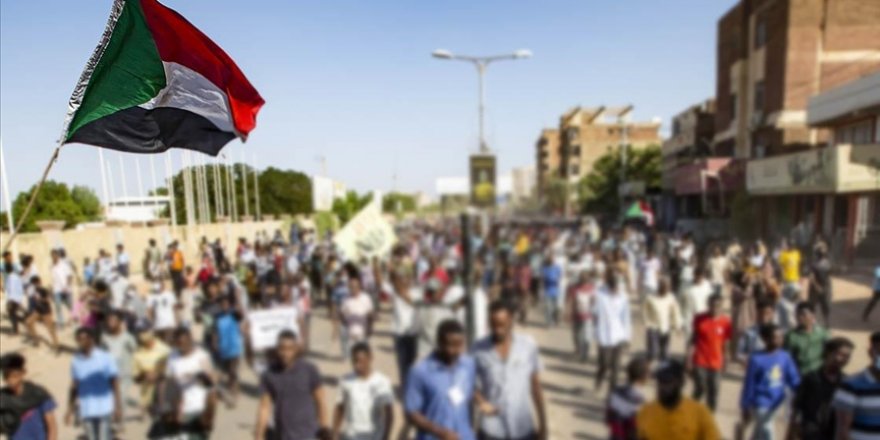 OHAL'in kaldırıldığı Sudan'da 63 siyasi tutuklu serbest bırakıldı