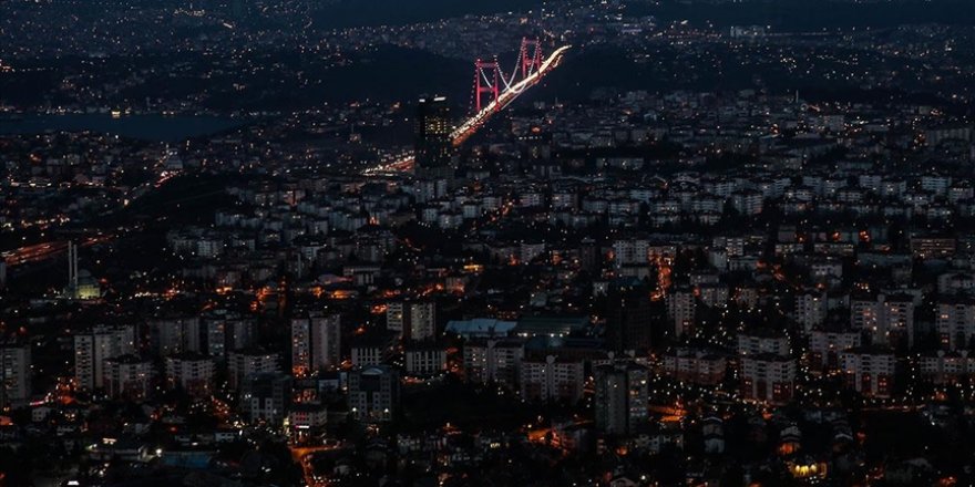 İstanbul'da nüfusu 100'ü geçmeyen 14 mahalle geceleri sessizliğe bürünüyor