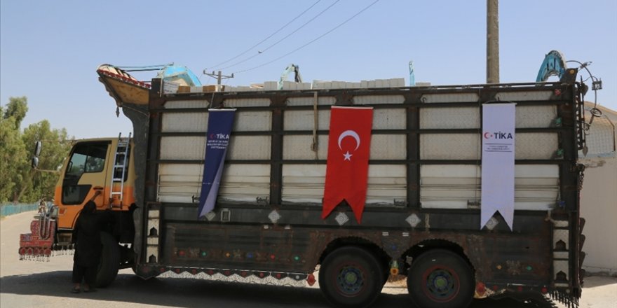 TİKA'dan Afganistan'a 2 bin yetersiz beslenme kiti desteği