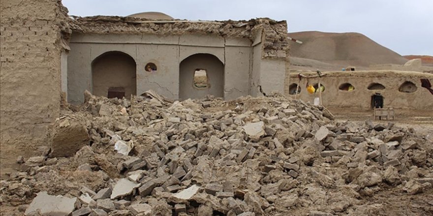 Afganistan'daki depremde vefat edenlerin sayısı 1000'e yükseldi