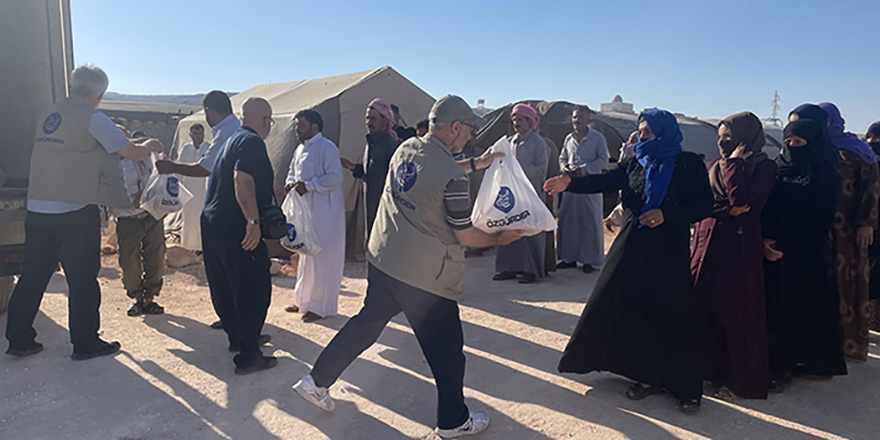 Özgür-Der mensuplarının kurbanları İdlib'in muhtelif yerlerinde kesildi