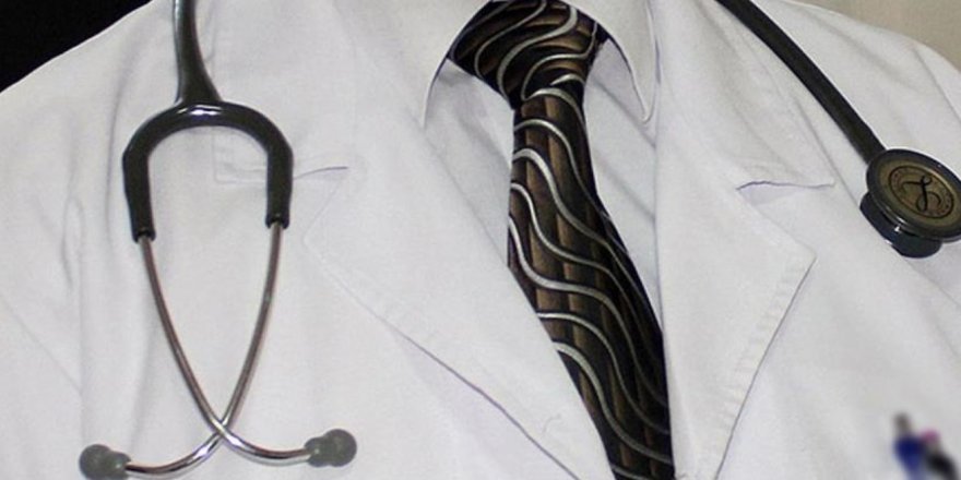 Ordu'da iki doktor ilçe halkına hakaret içerikli paylaşımları nedeniyle açığa alındı