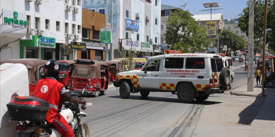 Mogadişu'da otele saldırı: 15 ölü