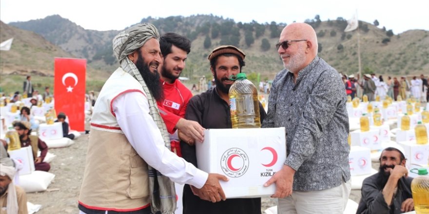 Kızılay’dan 3 bin Afgan depremzede aileye gıda yardımı
