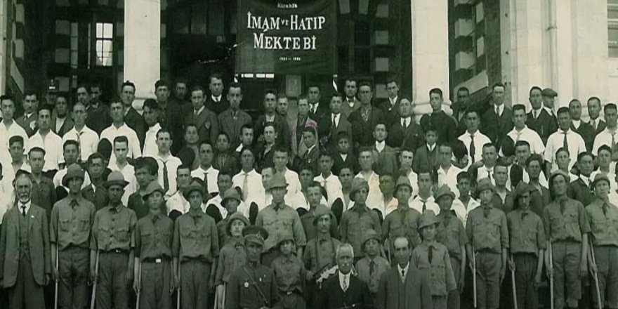 Bir İmam-Hatip panoraması: İHL’lerin tarihsel gelişimi ve dönüşümü