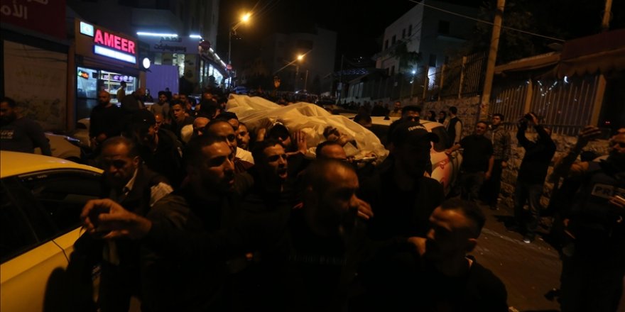 Siyonist İsrail güçleri Nablus'ta 4 Filistinliyi katletti