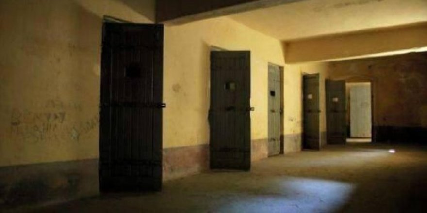 Diktatörlüklerin kadim kurumları olarak hapishaneler