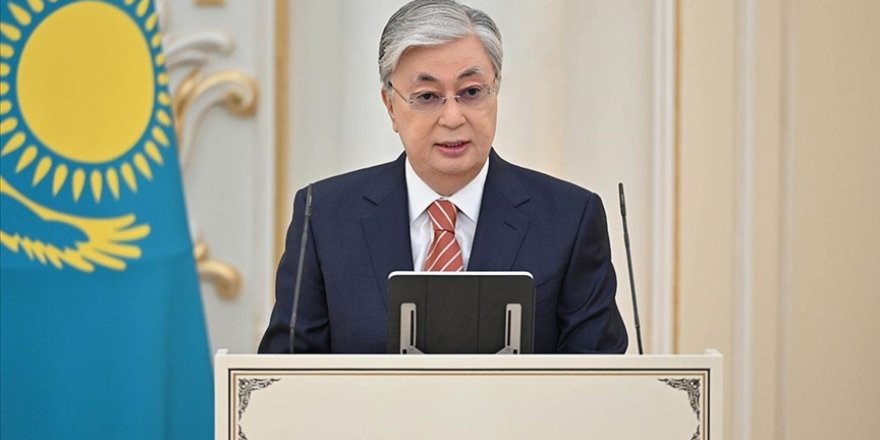 Kazakistan’daki erken cumhurbaşkanlığı seçimini ilk sonuçlara göre Tokayev kazandı