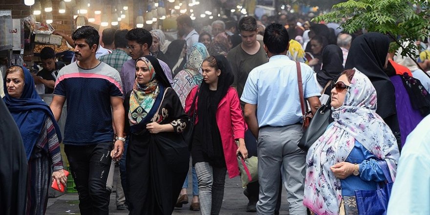 İran'da İrşad Devriyeleri'nin lağvedildiği bir kez daha teyit edildi