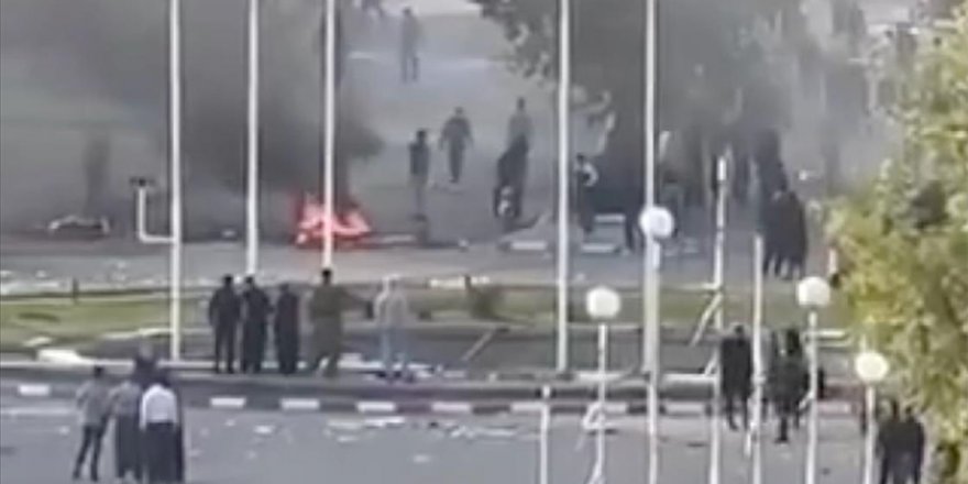 İran'daki gösterilerde güvenlik görevlisini öldürmekle suçlanan 5 kişiye idam cezası