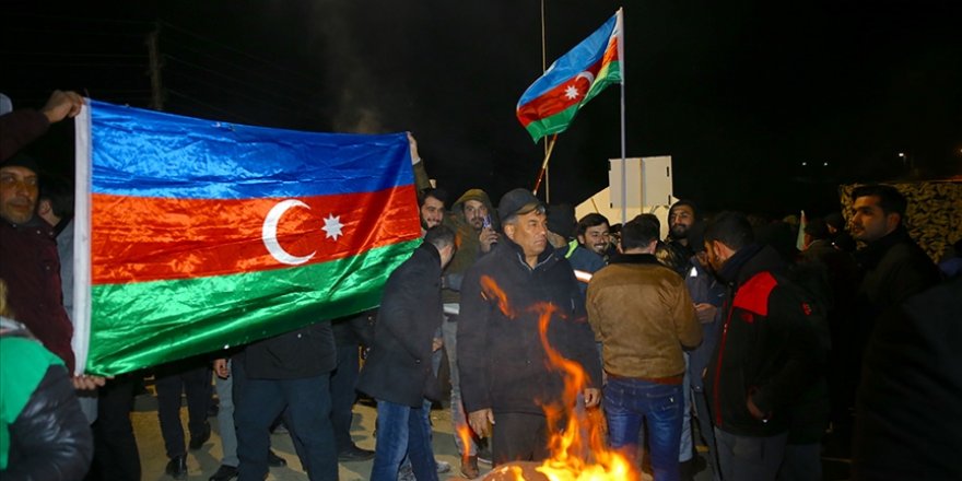 Azerbaycanlı STK'ların Laçın koridorundaki maden protestosu 3 gündür sürüyor
