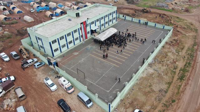 Afrin'de bir okul daha eğitime kazandırıldı
