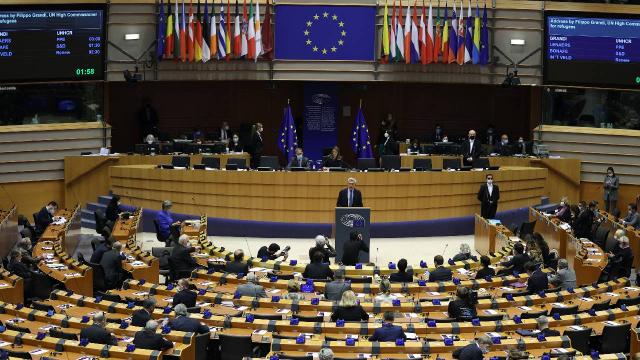 Her seçime maydanoz olan Avrupa Parlamentosu Tunus'taki seçimlere gözlemci göndermeyecek