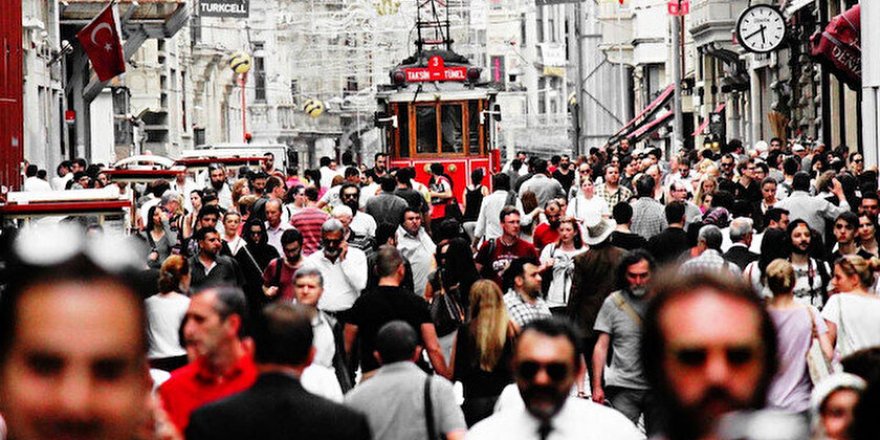 Türkiye nüfusu bir milyon 65 bin 911 kişi arttı