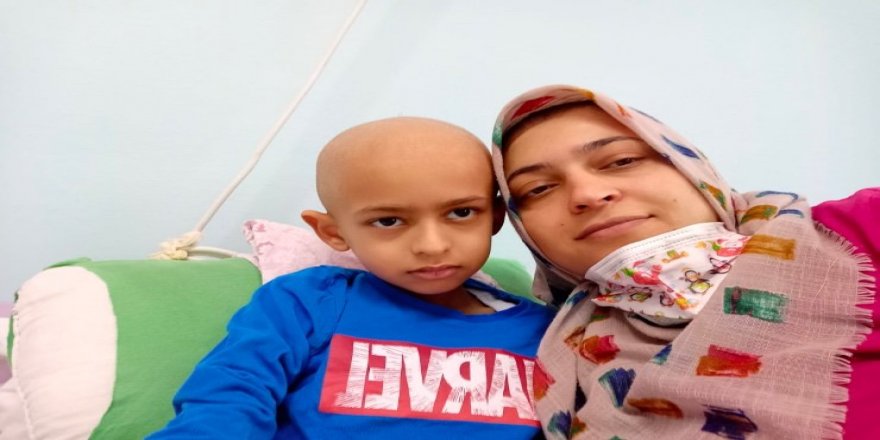 6 yaşındaki kanser hastası Yusuf’un annesine ihtiyacı var!