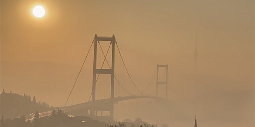 İstanbul'u yoğun sis kapladı