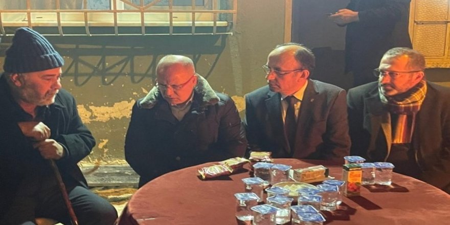 AK Parti’den Sinan Ateş’in ailesine ziyaret: Erdoğan'ın selamını getirdiler