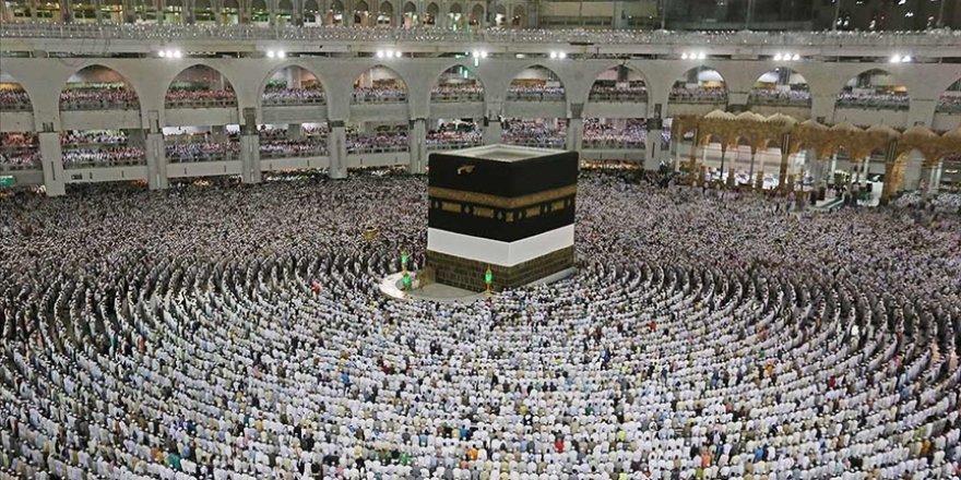 Bu yıl Türkiye’den 83 bin 430 kişi hacca gidecek
