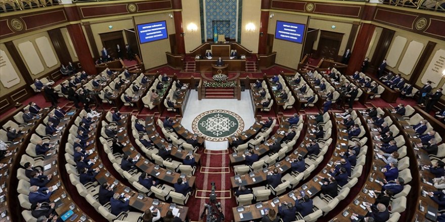 Kazakistan’da Meclis feshedildi, 19 Mart'ta erken seçim yapılacak
